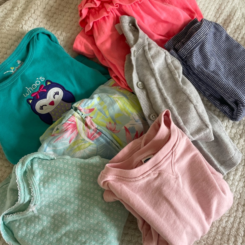 BABY GIRL SIZE 12-18 MONTHS MISC CLOTHING BUNDLE